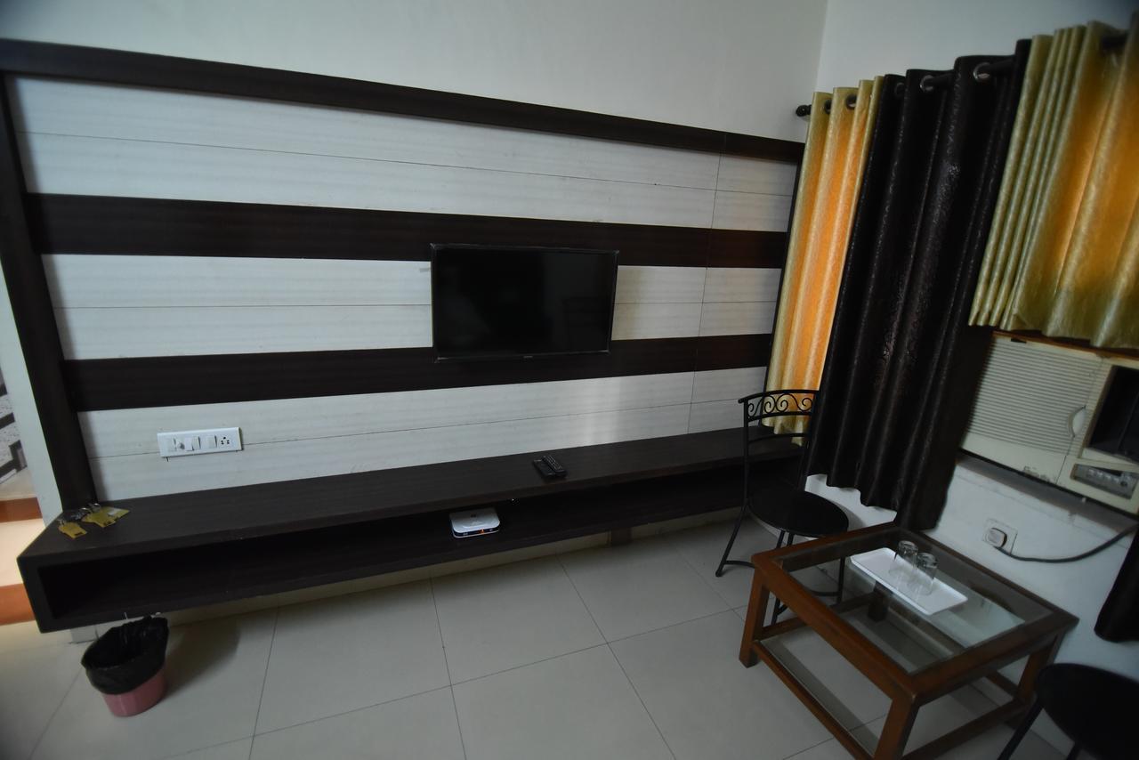 Hotel Vaishnavi Dzsaipur Kültér fotó